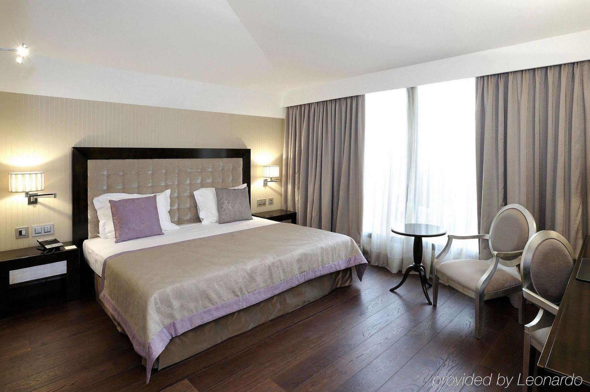 Dehesa Real Hotel Madrid Ngoại thất bức ảnh